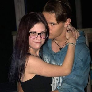 Meet your Posher, Felicia